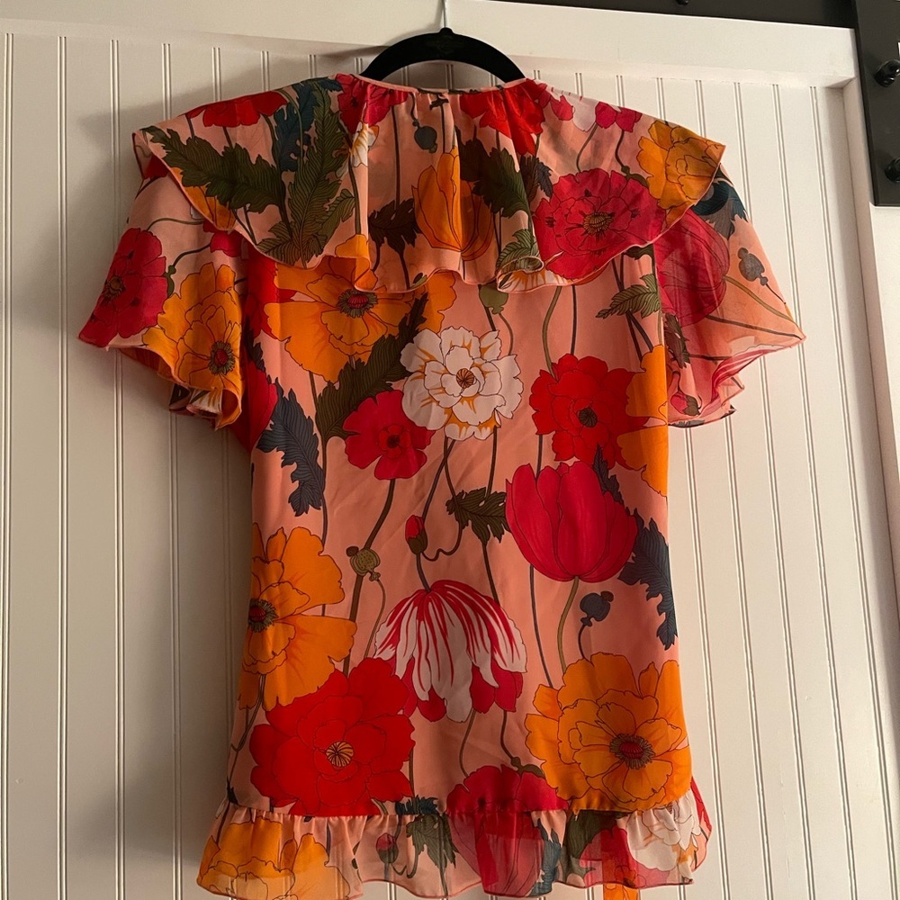 Trina Turk ruffled short sleeve wrap top, size Small - Picture 2 of 7